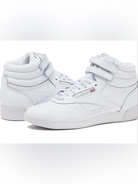 NWT Classic Vintage Reebok White High-Top Sneakers